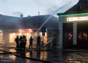 Grote brand in het centrum van Hoorn [video]