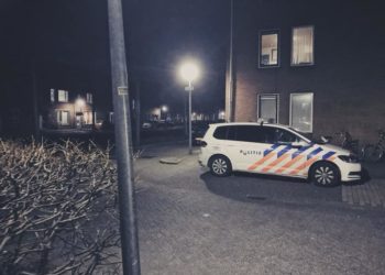 Jeugd gooit met vuurwerk naar invalide persoon in rolstoel
