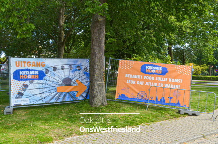 Fotoserie eerste uren na opening Kermis Hoorn [fotos]