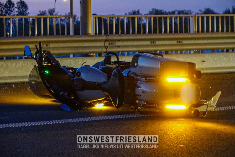 Motorrijder gewond bij eenzijdig ongeval op A7 bij Hoorn-Noord