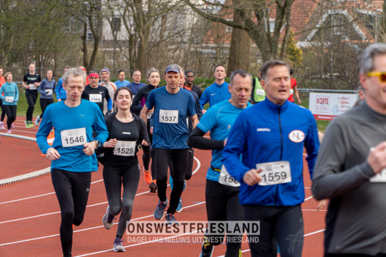 Hollandia’s Dijkenloop Hoorn – Foto’s voorbereidingen en start 10km en 16,1km