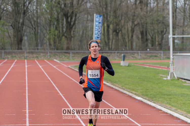 Hollandia’s Dijkenloop Hoorn – Foto’s (na de) finish 10km