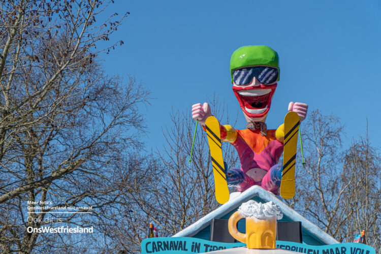 Grote Zwaagse carnavals Optocht; Zomerse zotheid in Zwaag [222 foto’s]