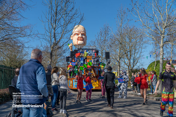 Grote Zwaagse carnavals Optocht; Zomerse zotheid in Zwaag [222 foto’s]