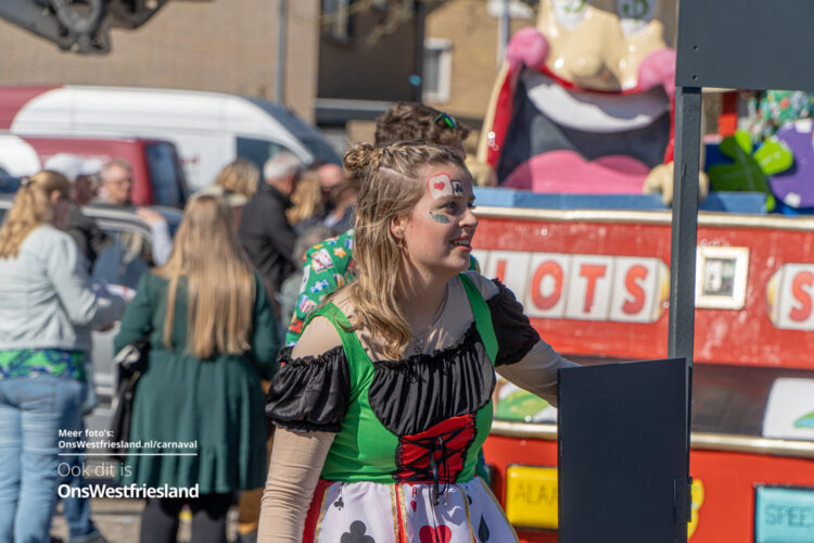 Grote Zwaagse carnavals Optocht; Zomerse zotheid in Zwaag [222 foto’s]
