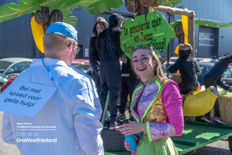 Grote Zwaagse carnavals Optocht; Klaar voor de start [foto’s]