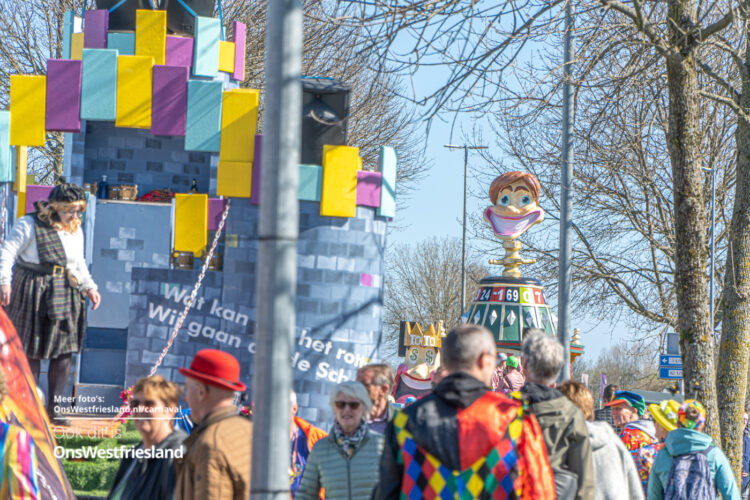 Grote Zwaagse carnavals Optocht; Klaar voor de start [foto’s]