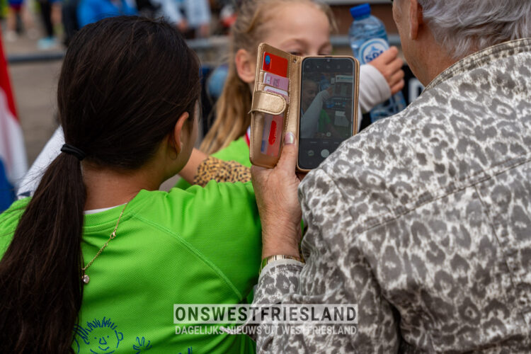 Scholierenveldloop 2023: jongens en meiden groep 7 en 8 (foto’s)