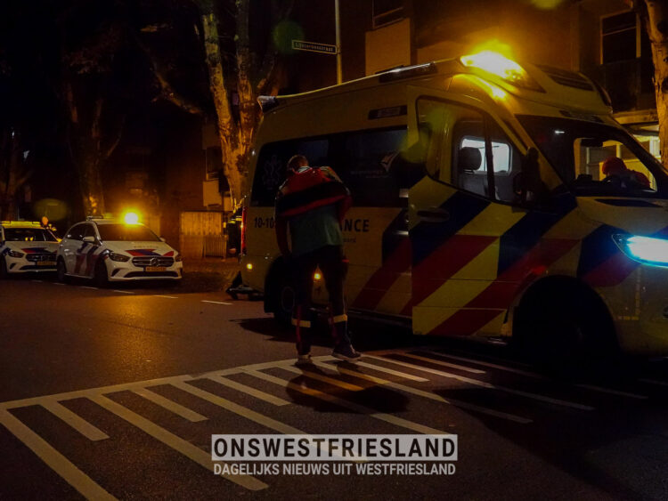 Steekincident in Enkhuizen; politie doet onderzoek