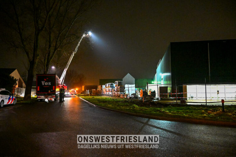 Brandmelding in hoogspanningsruimte bedrijf aan het Vlakwater in Enkhuizen
