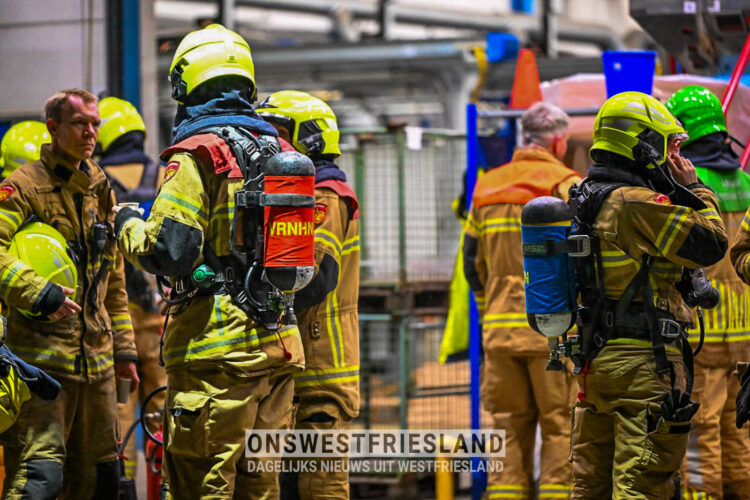 Brandmelding in hoogspanningsruimte bedrijf aan het Vlakwater in Enkhuizen