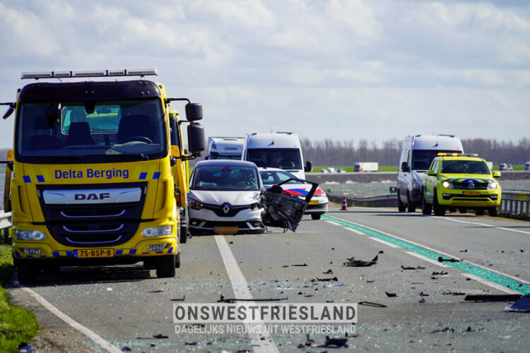 Ongeluk op dijk Enkhuizen-Lelystad; dijk drie uur afgesloten