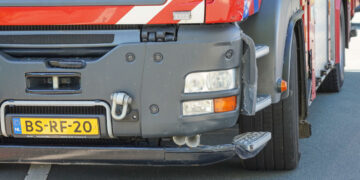 Bewoner en hond gered bij brand in woongebouw in Enkhuizen