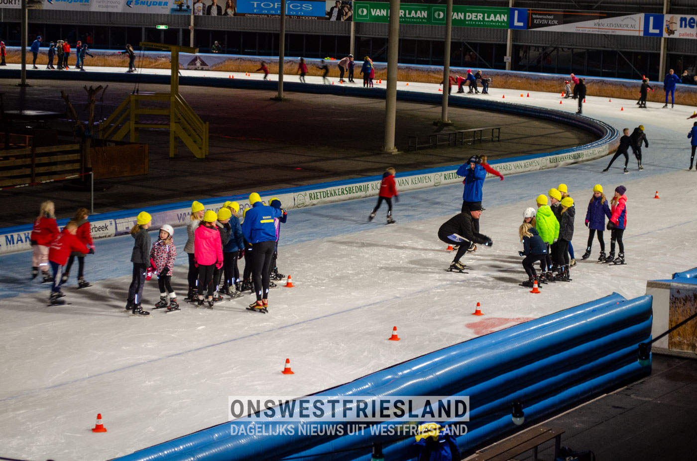 Family Funmiddag bij de Westfries; alles mag tijdens winterplezier op en rondom het ijs