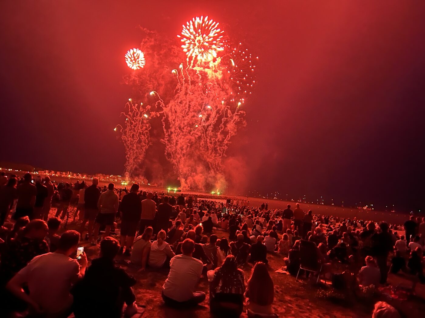 Stadsstrand perfect plekje voor vuurwerkshow kermis Hoorn (foto’s en video’s)