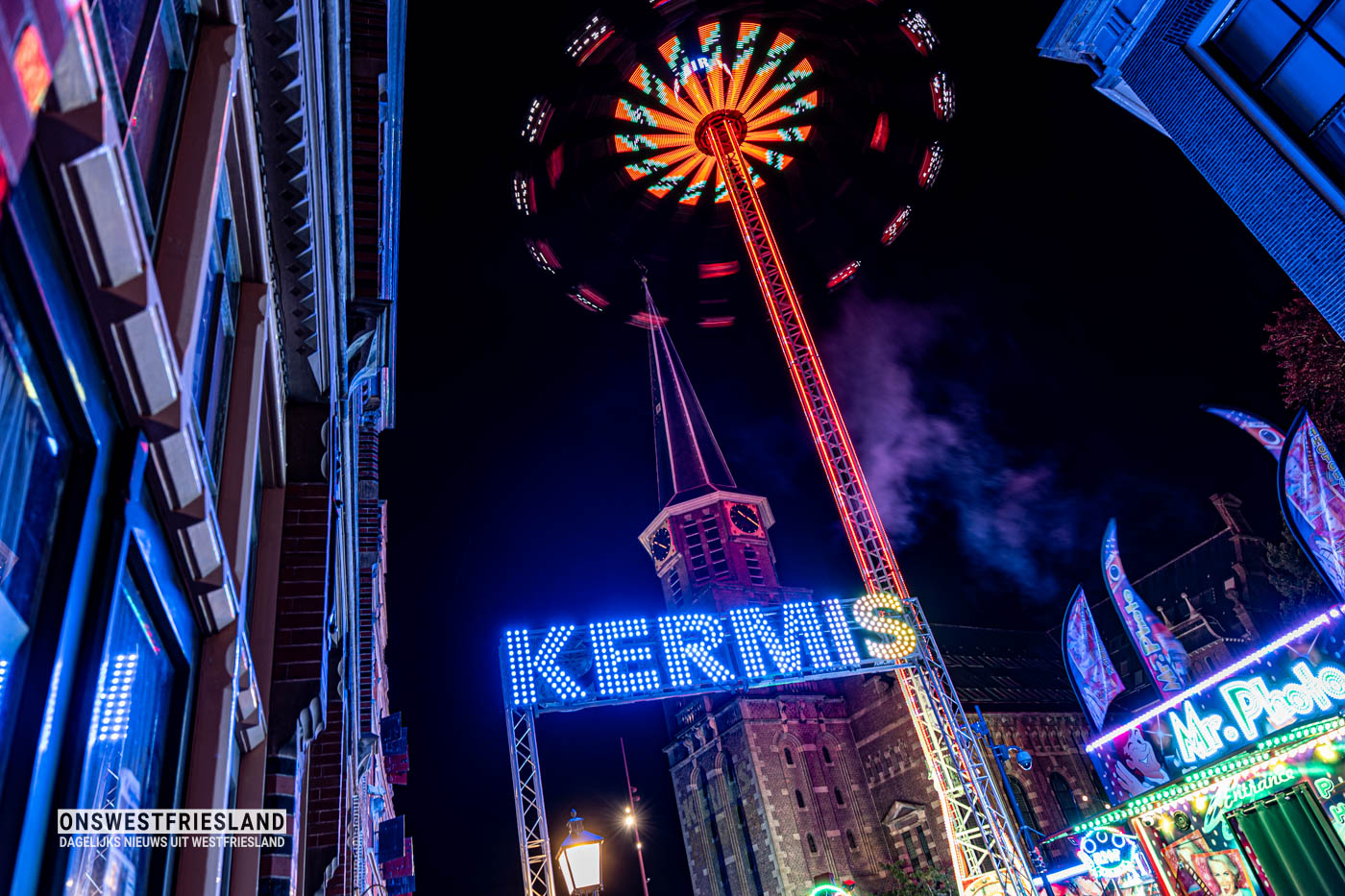 Knuffels, kleurexplosies en kermisbeats: Kermis Hoorn bruist van energie (foto’s)