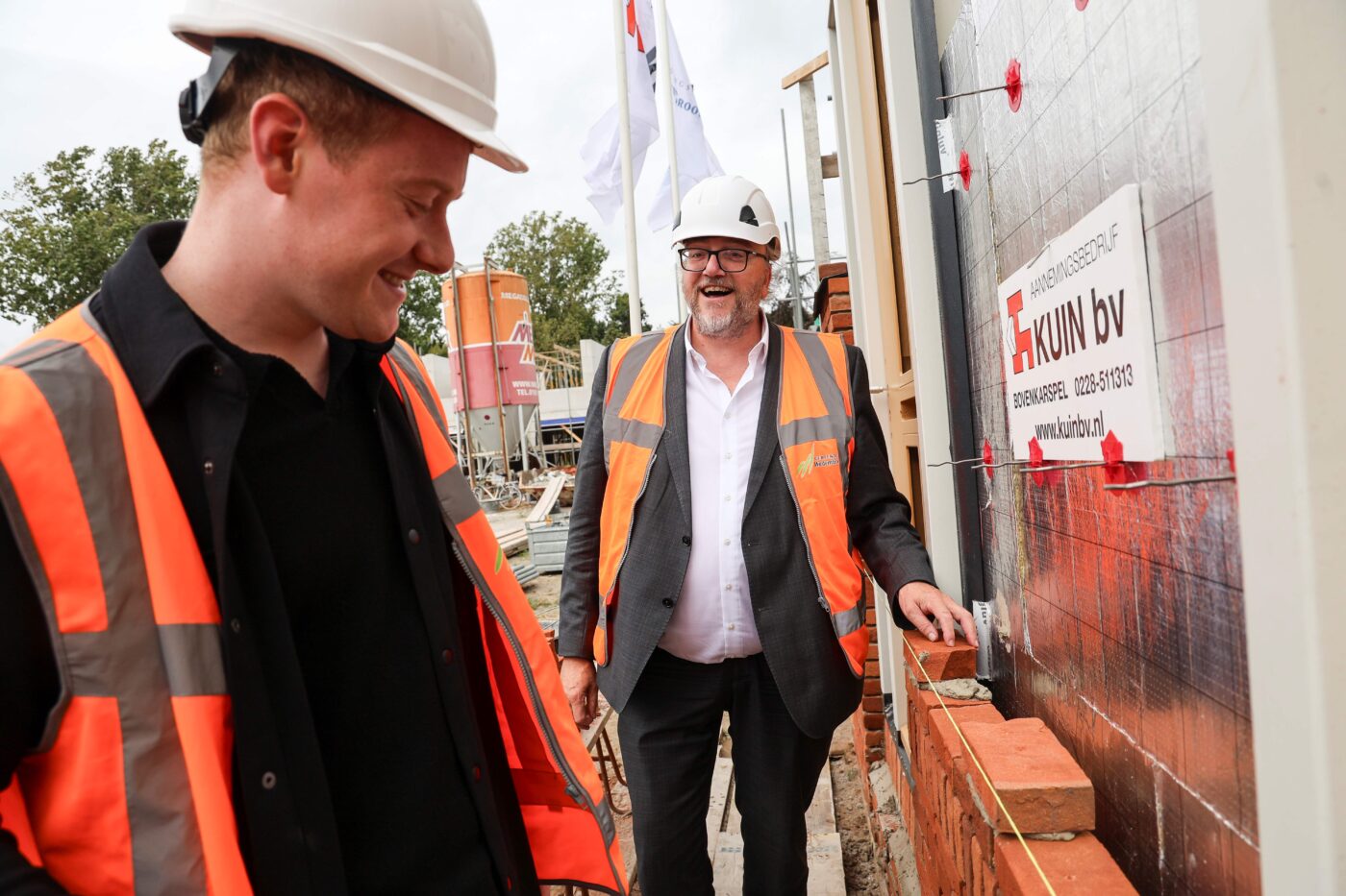 ‘Eerste steen’ gelegd Slotlaan Wervershoof