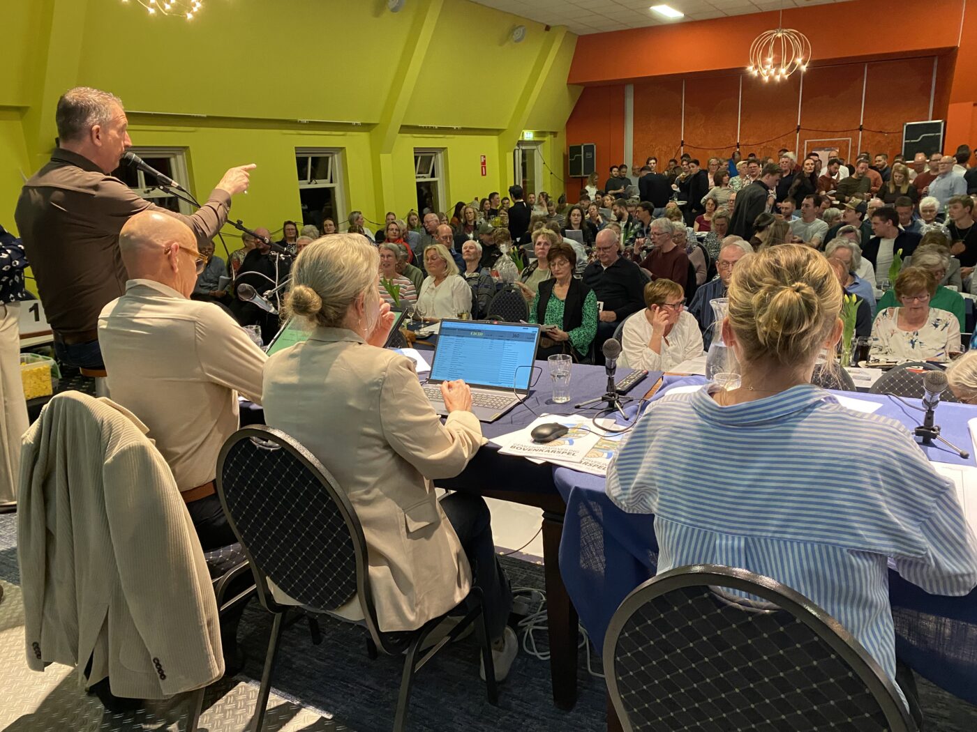 Gemeenschapsveiling Bovenkarspel brengt 61.000 euro op voor lokale doelen