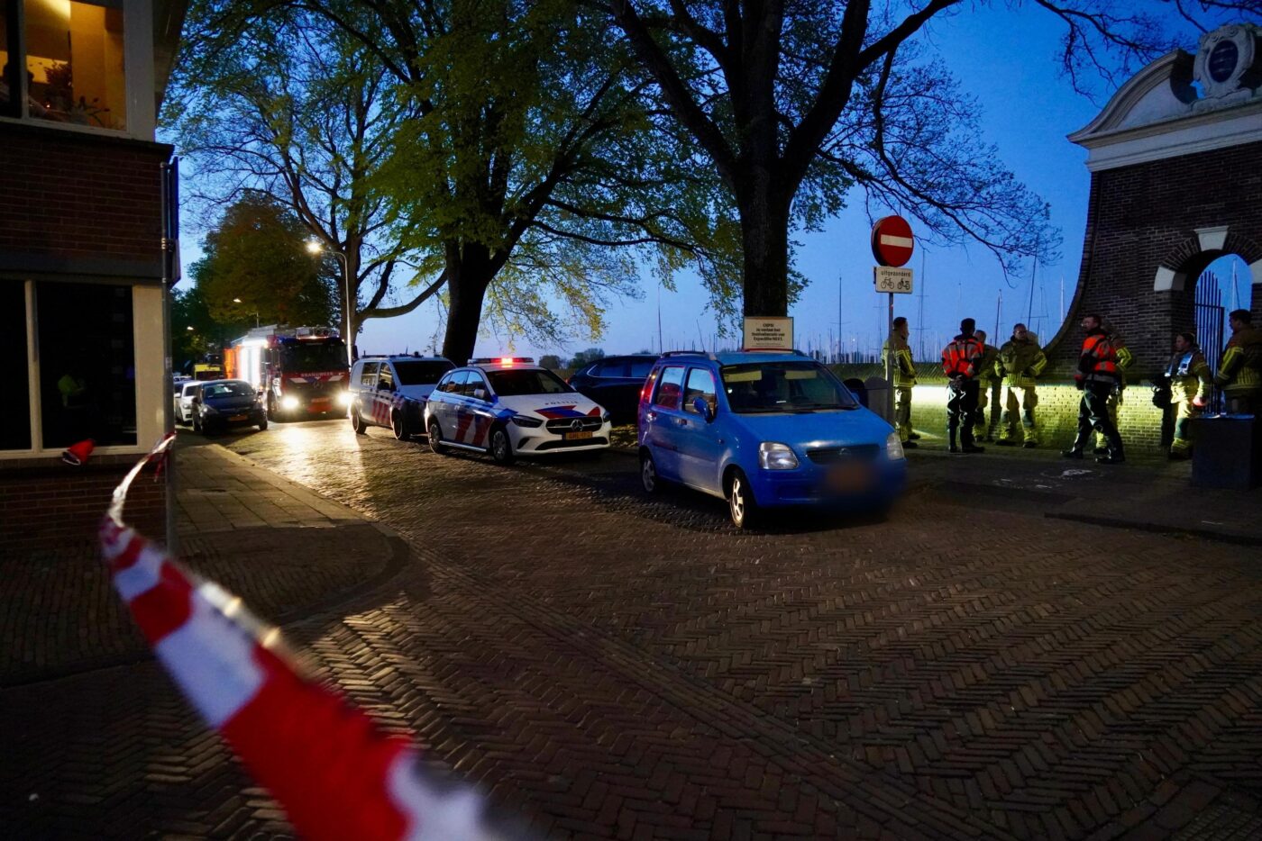 Persoon te water in Enkhuizen; mogelijk eerder achtervolgd door politie